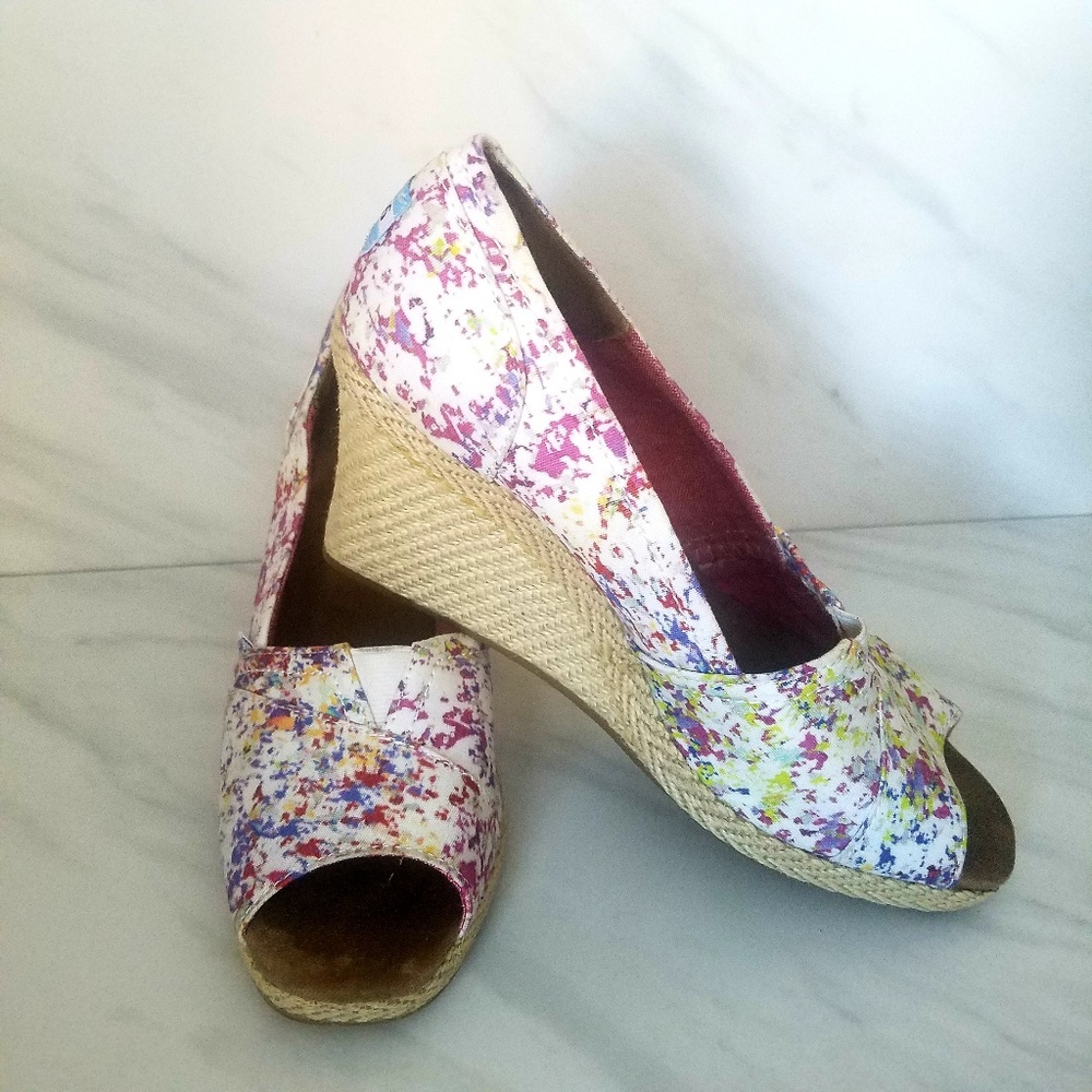 TOMS Wedges Splatter Pattern Open Toe SZ 8.5W